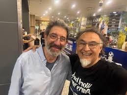 Chema Forte vuelve a Córdoba para quedarse: la emotiva recibida en el aeropuerto