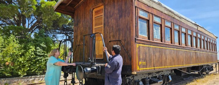 JARAMILLO: Se continúa con los trabajos de recuperación del vagón comedor P.111
