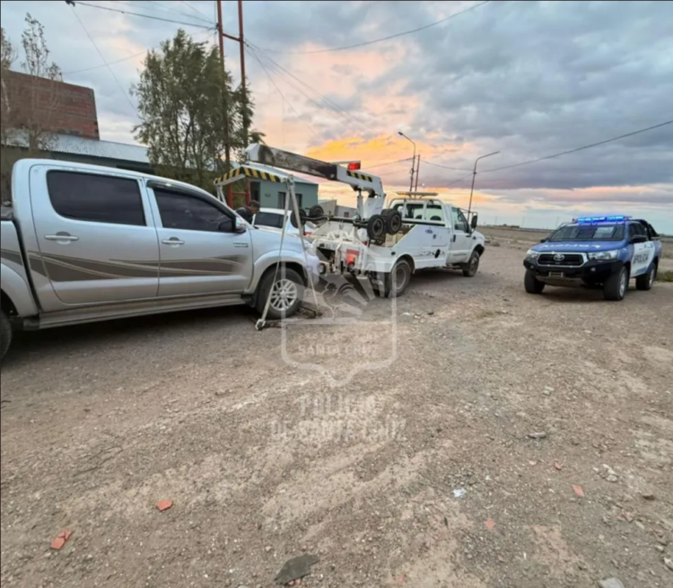 Allanamiento por robo en Pico Truncado. Secuestran una camioneta y hay un aprehendido