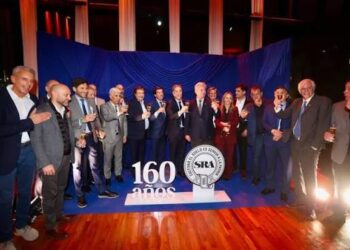 Santa Cruz participó del Encuentro Federal de Gobernadores en la 138° Exposición Rural