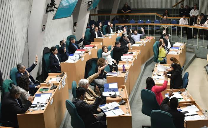 Santa Cruz avanza hacia un nuevo Código Electoral: las PASO, Ficha Limpia y la Boleta Única están en el centro del debate