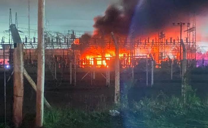 La Plata a oscuras: explosión e incendio en una central eléctrica causaron un apagón