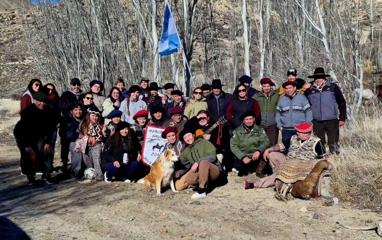 Anabalón compartió una jornada con la Agrupación Gaucha de Zona de Invernaderos